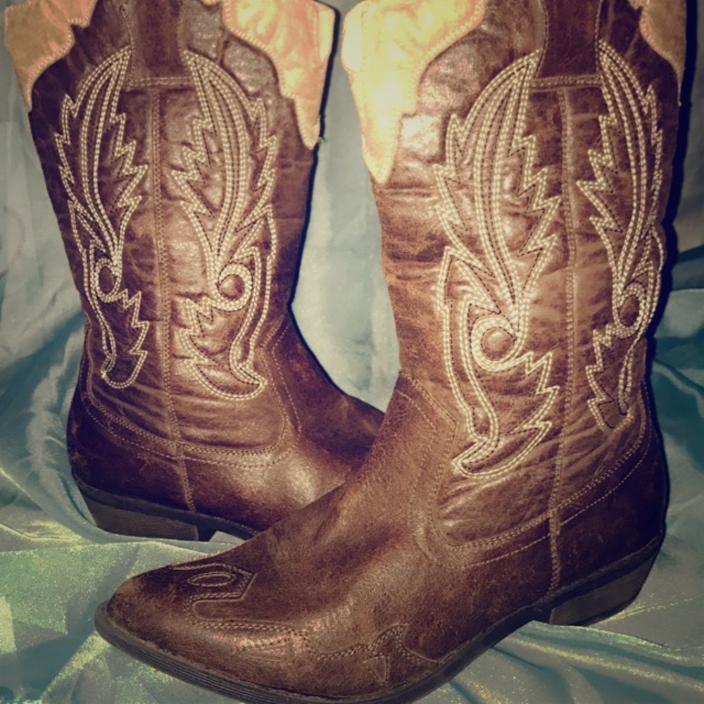 Ladies boots